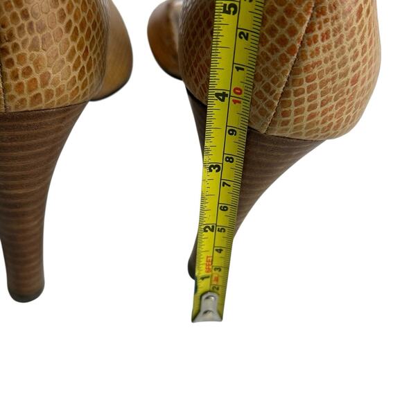 Colin Stuart Tan Faux Snakeskin Leather Peep Toe Heels Classic Pumps Size 11 - Picture 5 of 6